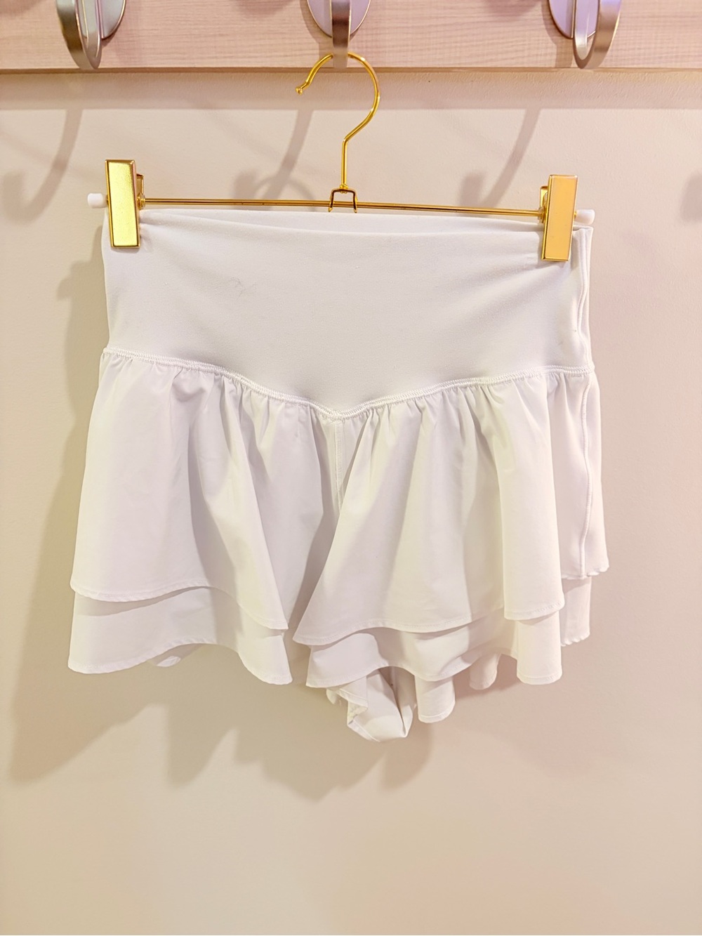 aerie White Ruffle Skort Shorts